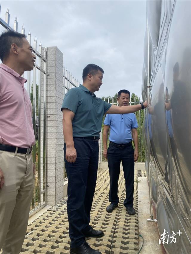 查看農村集中供水提質提標工程建設情況。