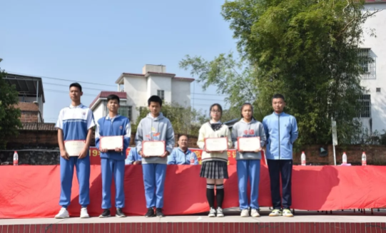 連州市職業(yè)技術(shù)學(xué)校、連州技工學(xué)校舉辦2019年廣播操比賽832.png