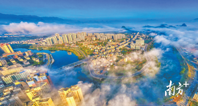 連州加快建設(shè)成為一座有希望、有支撐、有特色、有溫度的粵湘桂交界區(qū)域中心城市。丘貴星 攝