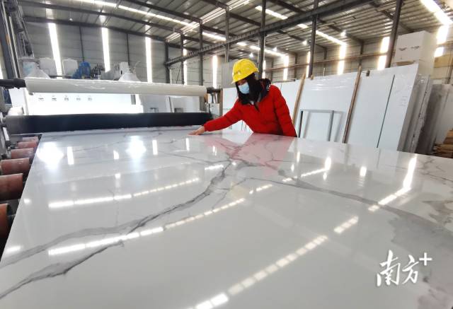 西江鎮(zhèn)力爭(zhēng)打造優(yōu)質(zhì)鎮(zhèn)級(jí)工業(yè)園區(qū)。黃津 攝